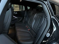 Bmw x6 m50i xdrive 4.4 v8 high executive 530pk 2023 (origineel-nl + 1e eigenaar), s-666-jn - afbeelding 49 van  83