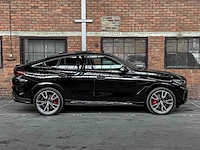 Bmw x6 m50i xdrive 4.4 v8 high executive 530pk 2023 (origineel-nl + 1e eigenaar), s-666-jn - afbeelding 45 van  83