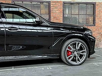 Bmw x6 m50i xdrive 4.4 v8 high executive 530pk 2023 (origineel-nl + 1e eigenaar), s-666-jn - afbeelding 67 van  83