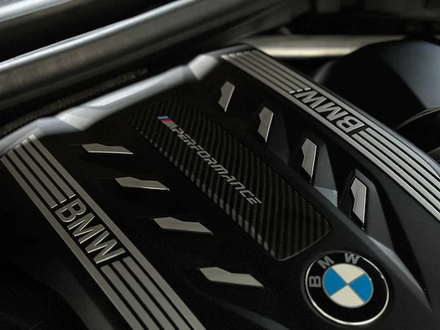 Bmw x6 m50i xdrive 4.4 v8 high executive 530pk 2023 (origineel-nl + 1e eigenaar), s-666-jn - afbeelding 81 van  83