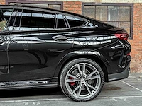 Bmw x6 m50i xdrive 4.4 v8 high executive 530pk 2023 (origineel-nl + 1e eigenaar), s-666-jn - afbeelding 14 van  83