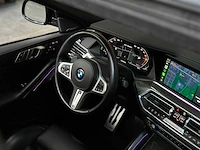 Bmw x6 m50i xdrive 4.4 v8 high executive 530pk 2023 (origineel-nl + 1e eigenaar), s-666-jn - afbeelding 16 van  83