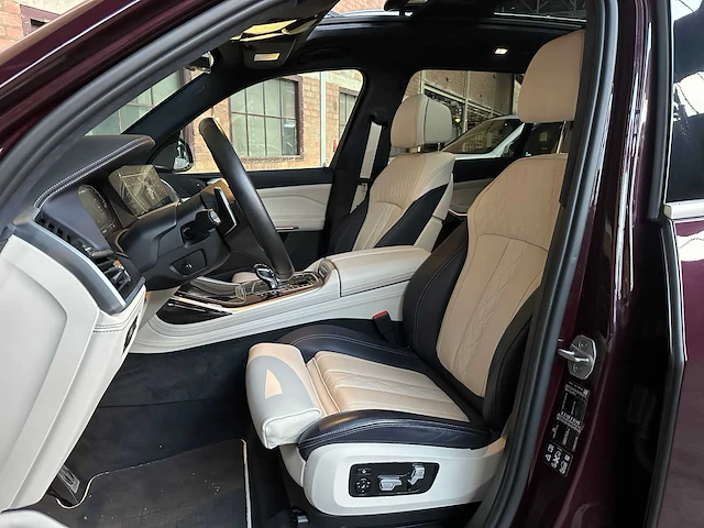 Bmw x7 m50i 4.4 v8 high executive 530pk 2021 (origineel-nl + 1e eigenaar) g07, l-318-rb - afbeelding 20 van  62