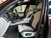 Bmw x7 m50i 4.4 v8 high executive 530pk 2021 (origineel-nl + 1e eigenaar) g07, l-318-rb - afbeelding 20 van  62