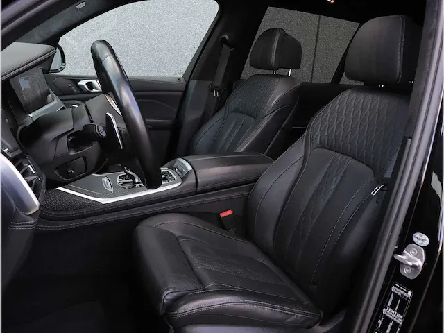Bmw x7 xdrive40i high executive m-sport | g-572-tf - afbeelding 56 van  93