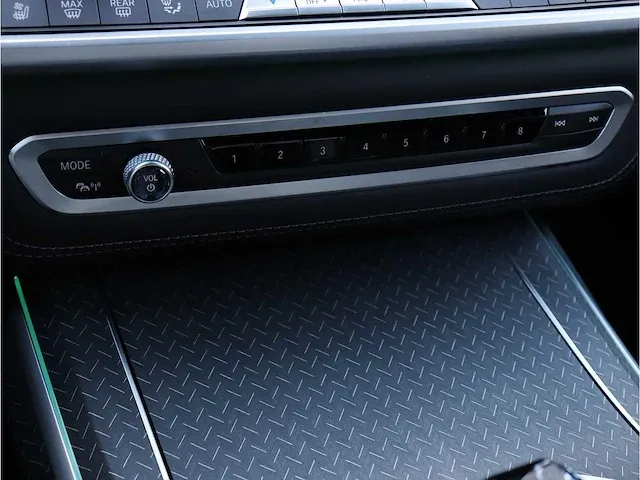 Bmw x7 xdrive40i high executive m-sport | g-572-tf - afbeelding 75 van  93