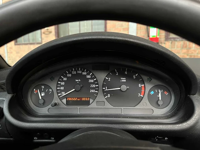 Bmw z3 roadster 1.8 116pk 1997, 01-nv-hx - afbeelding 17 van  35