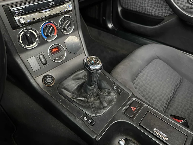 Bmw z3 roadster facelift 1.9i 118pk 2001, 64-gr-jn - afbeelding 18 van  34