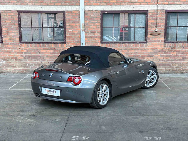 Bmw z4 3.0 231pk 2003 smg -youngtimer- - afbeelding 4 van  33