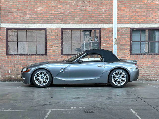 Bmw z4 3.0 231pk 2003 smg -youngtimer- - afbeelding 9 van  33