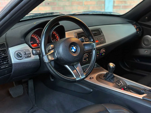 Bmw z4 3.0 231pk 2003 smg -youngtimer- - afbeelding 10 van  33