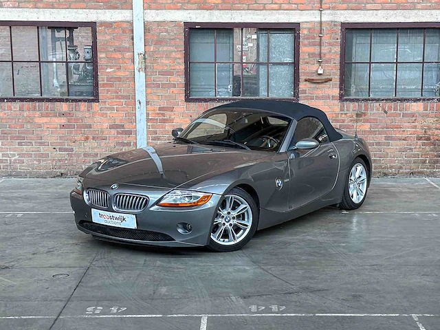 Bmw z4 3.0 231pk 2003 smg -youngtimer- - afbeelding 28 van  33