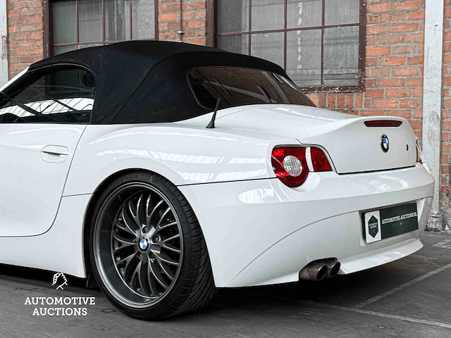 Bmw z4 roadster 2.0i anniversary 150pk 2005, t-556-xz - afbeelding 11 van  48