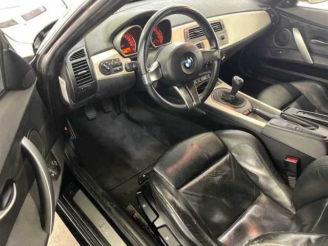 Bmw z4 roadster 2.0i s, 84-txt-3 - afbeelding 2 van  21