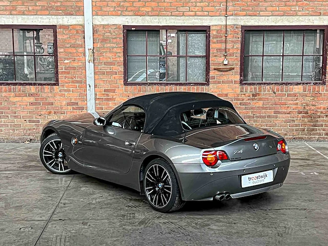 Bmw z4 roadster 3.0i s 231pk 2004 (hardtop + softtop), 36-nv-hz youngtimer - afbeelding 8 van  44