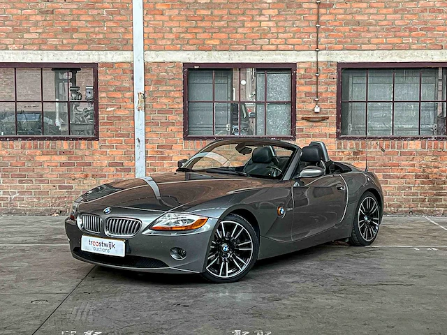 Bmw z4 roadster 3.0i s 231pk 2004 (hardtop + softtop), 36-nv-hz youngtimer - afbeelding 12 van  44