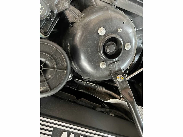 Bmw z4 roadster 3.0i s 231pk 2004 (hardtop + softtop), 36-nv-hz youngtimer - afbeelding 37 van  44