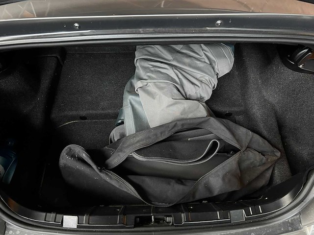 Bmw z4 roadster 3.0i s 231pk 2004 (hardtop + softtop), 36-nv-hz youngtimer - afbeelding 29 van  44