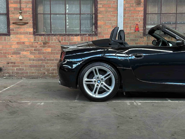 Bmw z4m roadster 3.2 6-in-lijn m-sport -manual- 343pk 2006 e85 z4, jf-731-f youngtimer - afbeelding 2 van  17