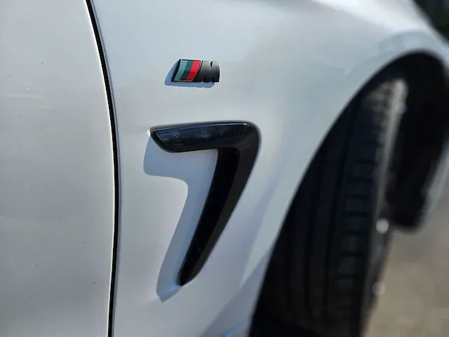 Bmw - afbeelding 11 van  56