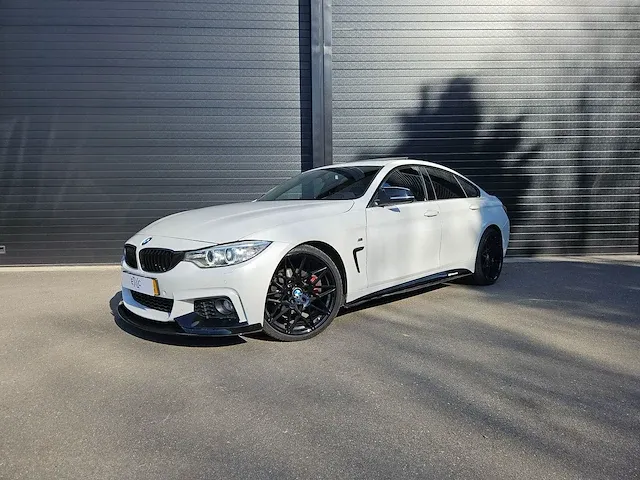 Bmw - afbeelding 1 van  56
