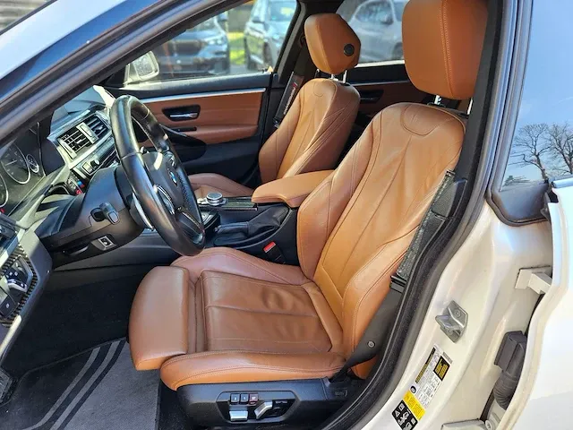 Bmw - afbeelding 17 van  56