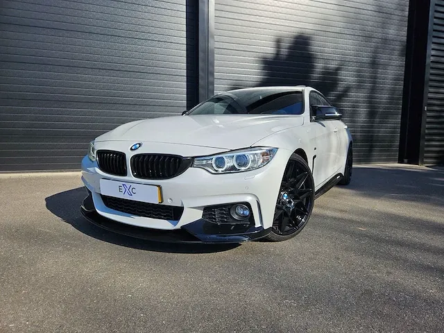 Bmw - afbeelding 12 van  56
