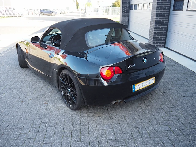 Bmw - afbeelding 13 van  19