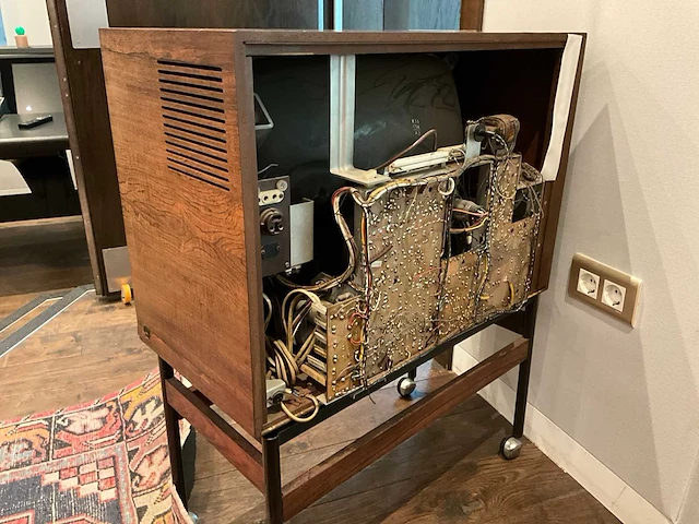 B&o beovision vintage televisie - afbeelding 5 van  5