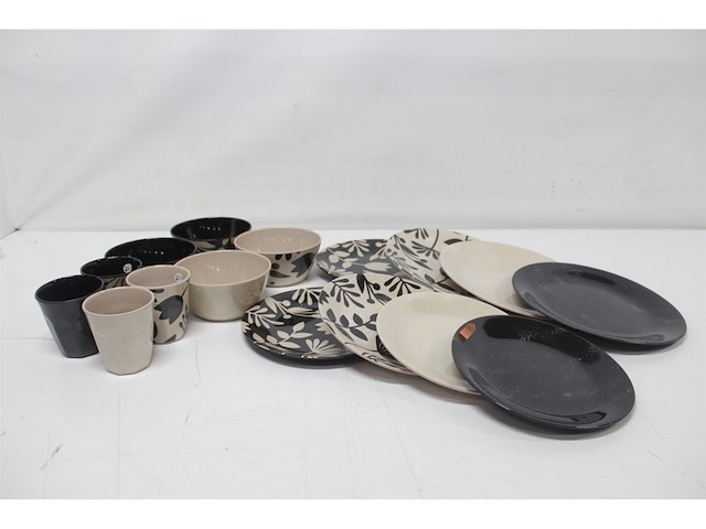 Bo-camp servies mix &match 16 stuks beige/zwart - afbeelding 5 van  6