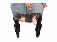 Bo jungle voetenzak buggy universeel waterbestendig windbestendig fleece voering winter met kap geschikt voor 5 puntsgordel licht grijs - afbeelding 4 van  4