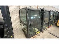 Bobcat - 2024 - e19 - minigraafmachine cabine - afbeelding 1 van  2