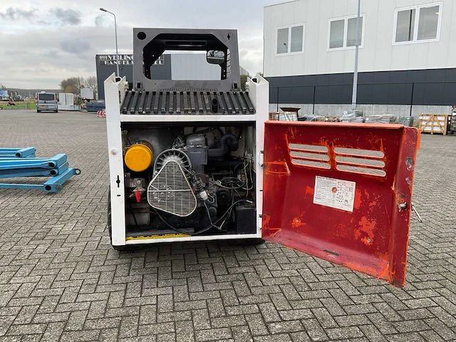Bobcat - 641 - schranklader - afbeelding 11 van  17