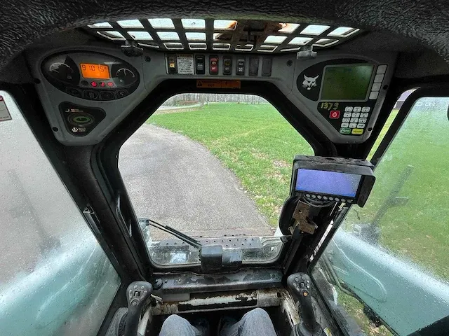 Bobcat - t190 - bobcat rups schranklader - 2012 - afbeelding 13 van  15