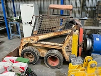 Bobcat 443 mini shovel - afbeelding 2 van  8