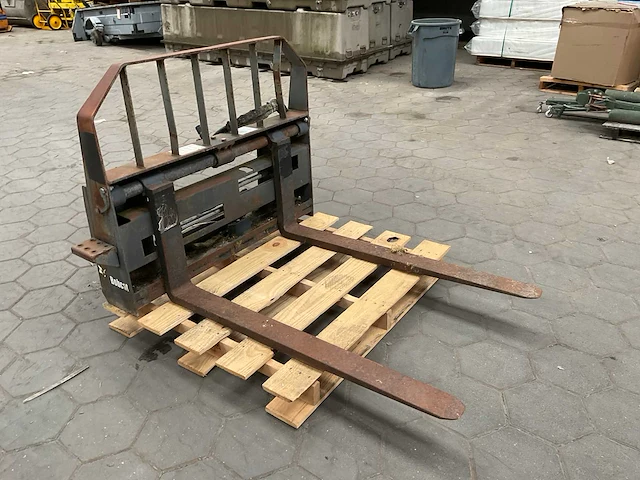 Bobcat 48 hyd pallet fork vorkenbord - afbeelding 4 van  10