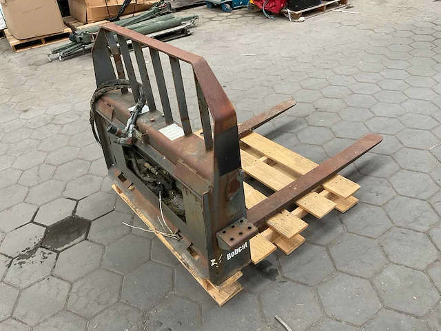 Bobcat 48 hyd pallet fork vorkenbord - afbeelding 5 van  10