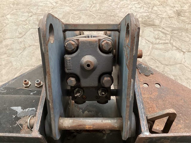 Bobcat breekhamer schranklader - afbeelding 5 van  8