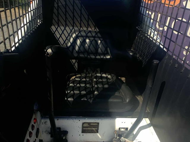 Bobcat clark 725 skid steer - afbeelding 2 van  12