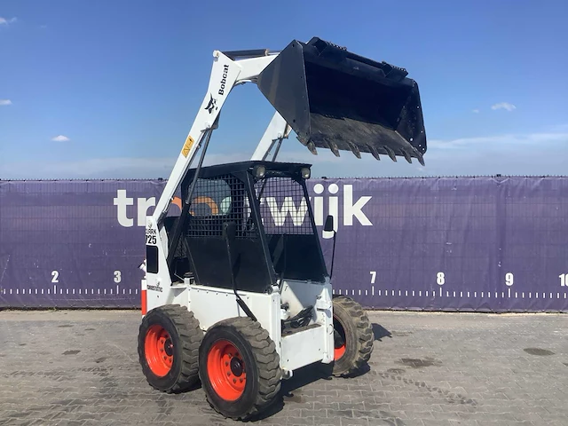 Bobcat clark 725 skid steer - afbeelding 9 van  12