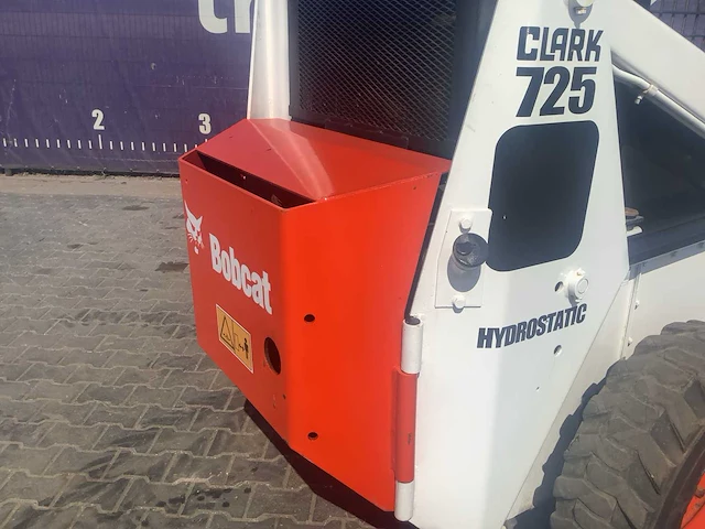 Bobcat clark 725 skid steer - afbeelding 10 van  12