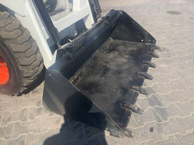 Bobcat clark 725 skid steer - afbeelding 11 van  12