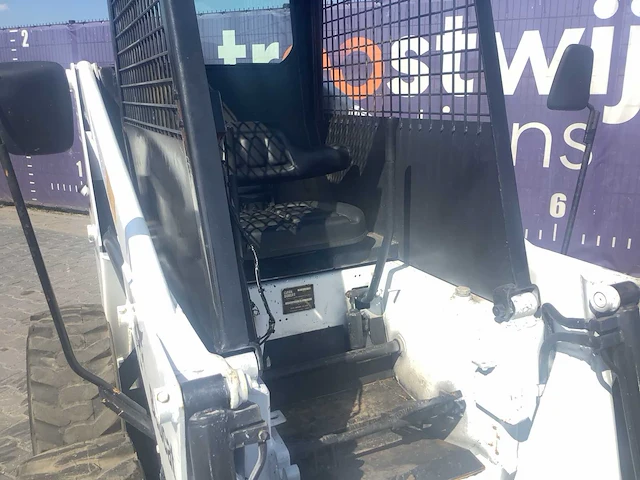 Bobcat clark 725 skid steer - afbeelding 12 van  12