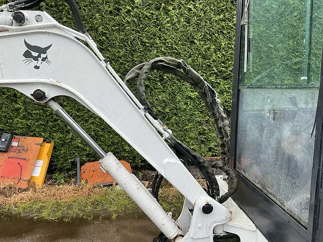 Bobcat minigraver - afbeelding 16 van  27