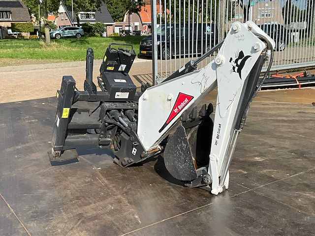 Bobcat schranklader voorzet graafarm - afbeelding 1 van  8
