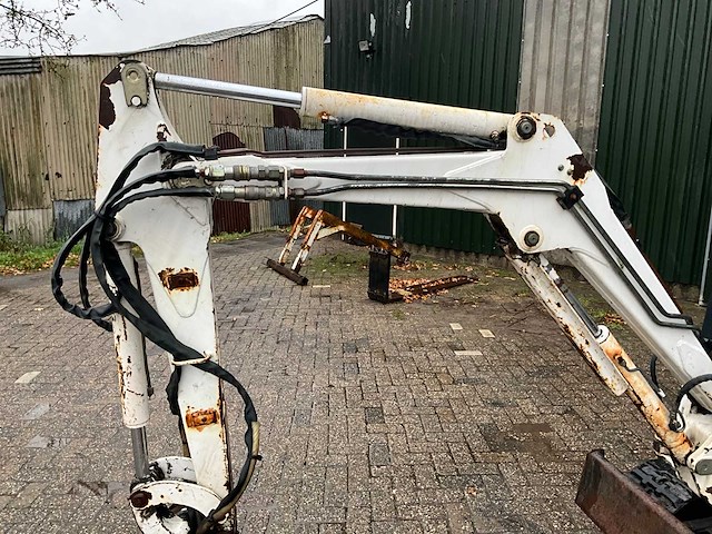 Bobcat x320 minigraafmachine - afbeelding 5 van  32