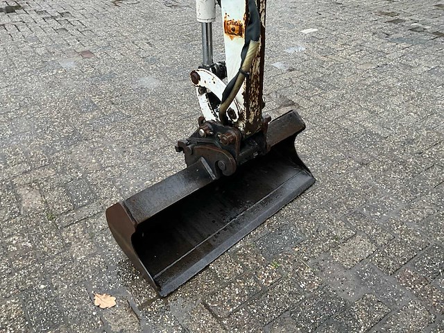 Bobcat x320 minigraafmachine - afbeelding 6 van  32