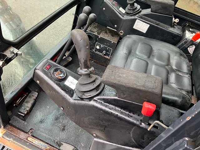 Bobcat x320 minigraafmachine - afbeelding 21 van  32