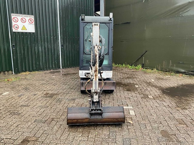 Bobcat x320 minigraafmachine - afbeelding 23 van  32