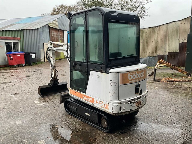 Bobcat x320 minigraafmachine - afbeelding 31 van  32